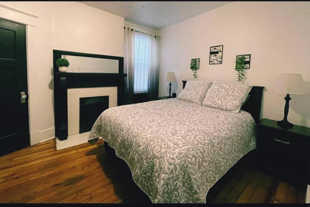 Lovely 2Br W Office Space - King Bed & Alexa Apartman Pittsburgh Kültér fotó